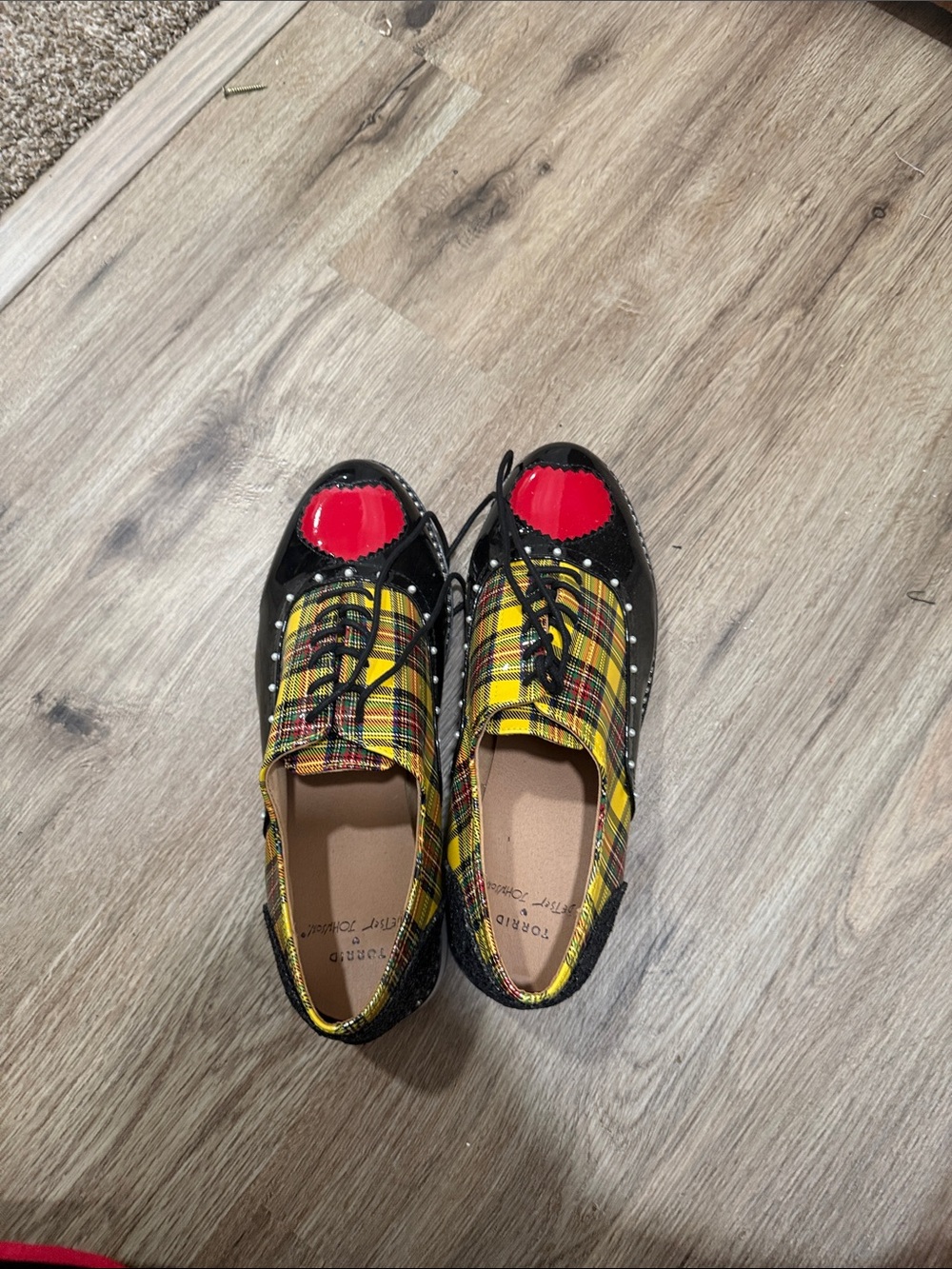 Betsey Johnson Yellow Oxford Label Sticker